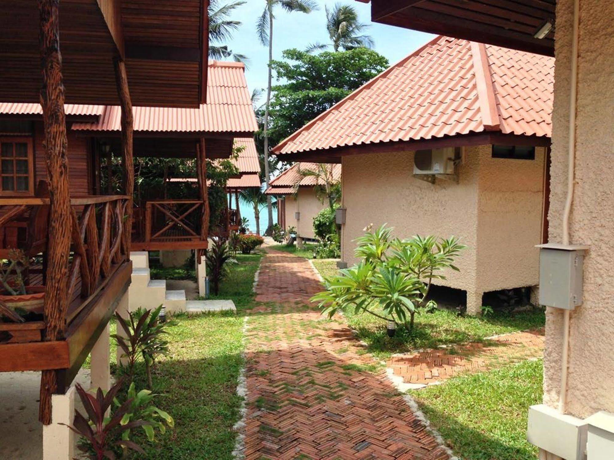 Dome Lay Beach Resort Bophut Exterior photo